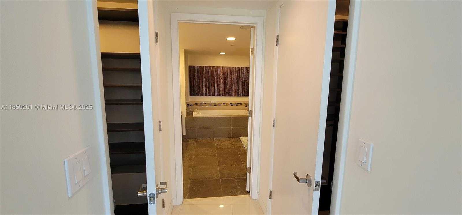 Small Image of 495 BRICKELL AVE #420, Miami Number 43