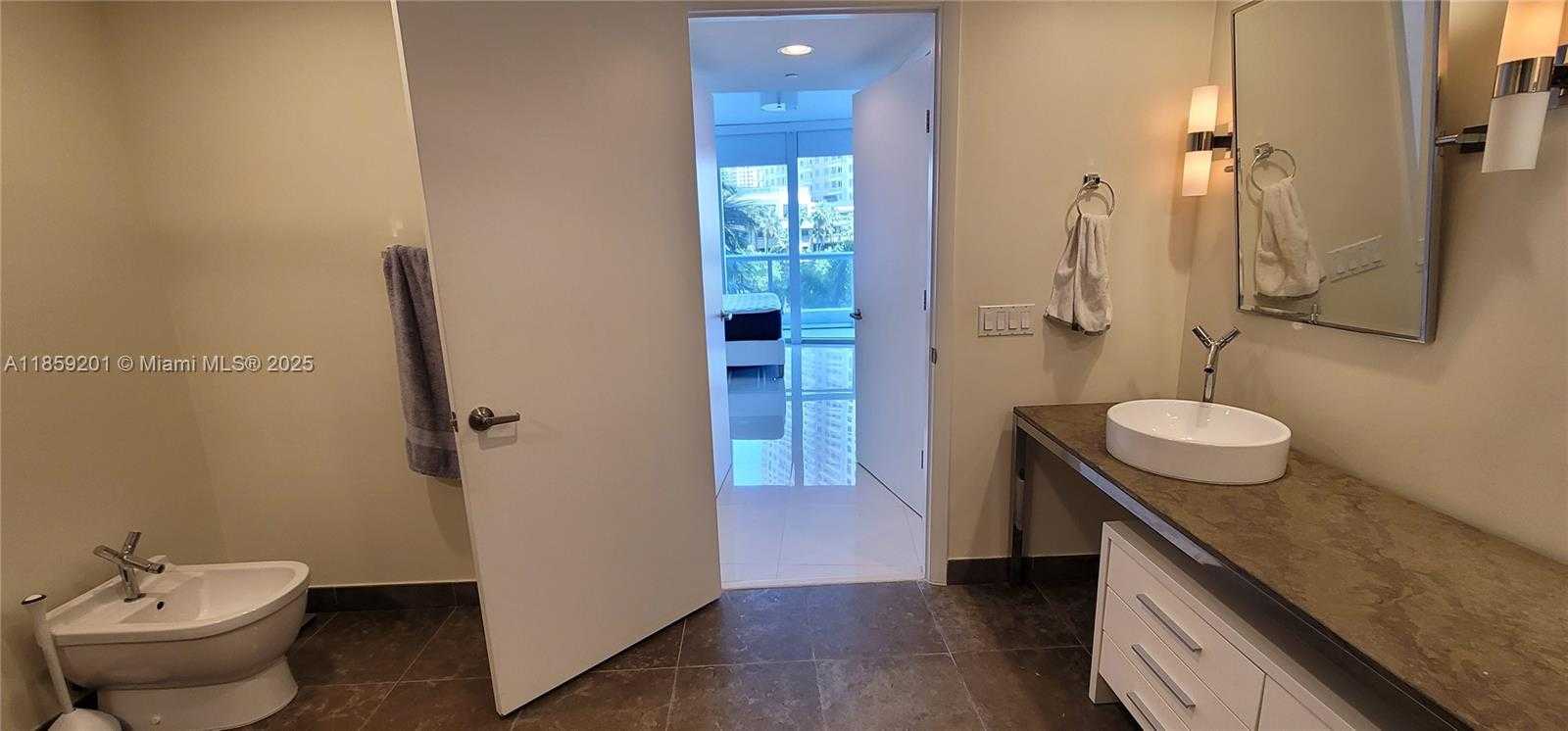 Small Image of 495 BRICKELL AVE #420, Miami Number 50