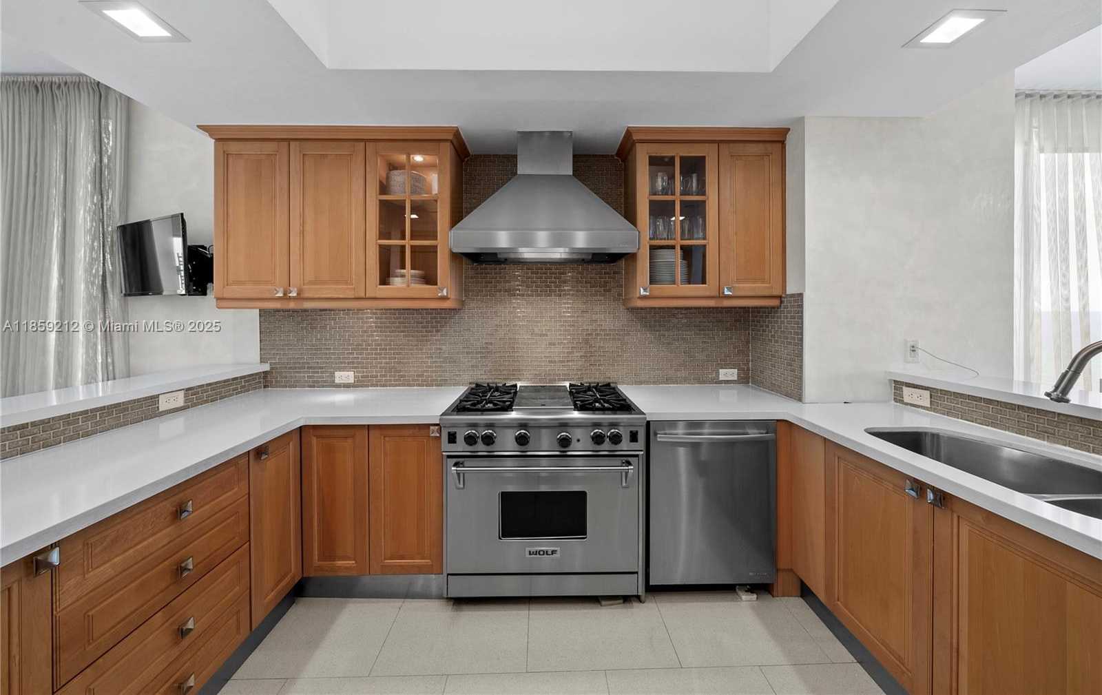 Small Image of 17875 COLLINS AVE #801, Sunny Isles Beach Number 23