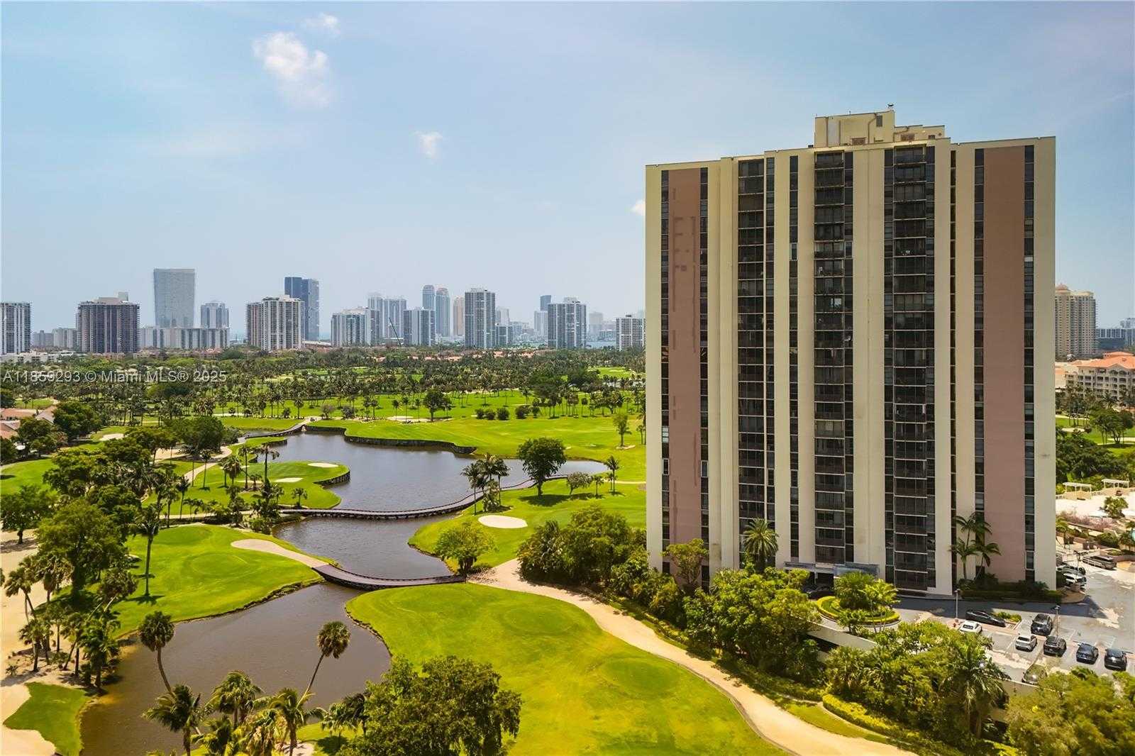 Small Image of 20379 WEST COUNTRY CLUB DR #1239, Aventura Number 35