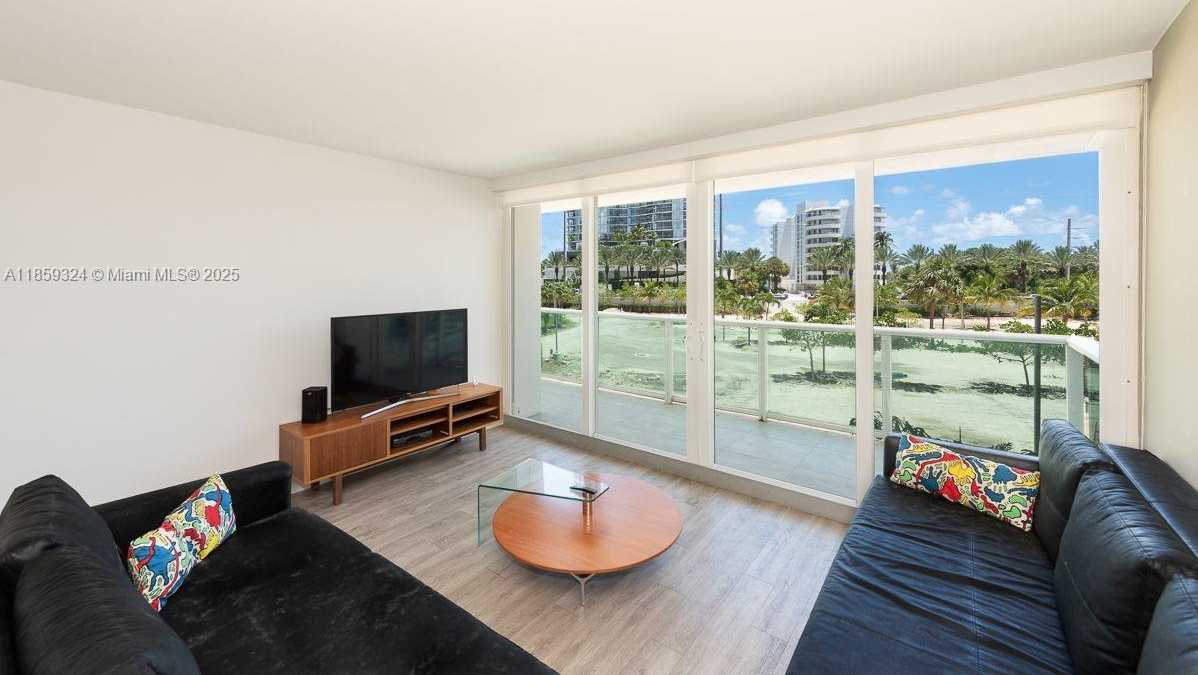 Small Image of 100 BAYVIEW DR #210, Sunny Isles Beach Number 2