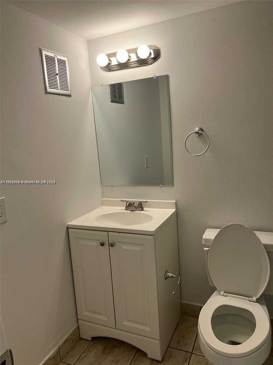 Small Image of 5055 NORTH WEST 7TH ST #103, Miami Number 10