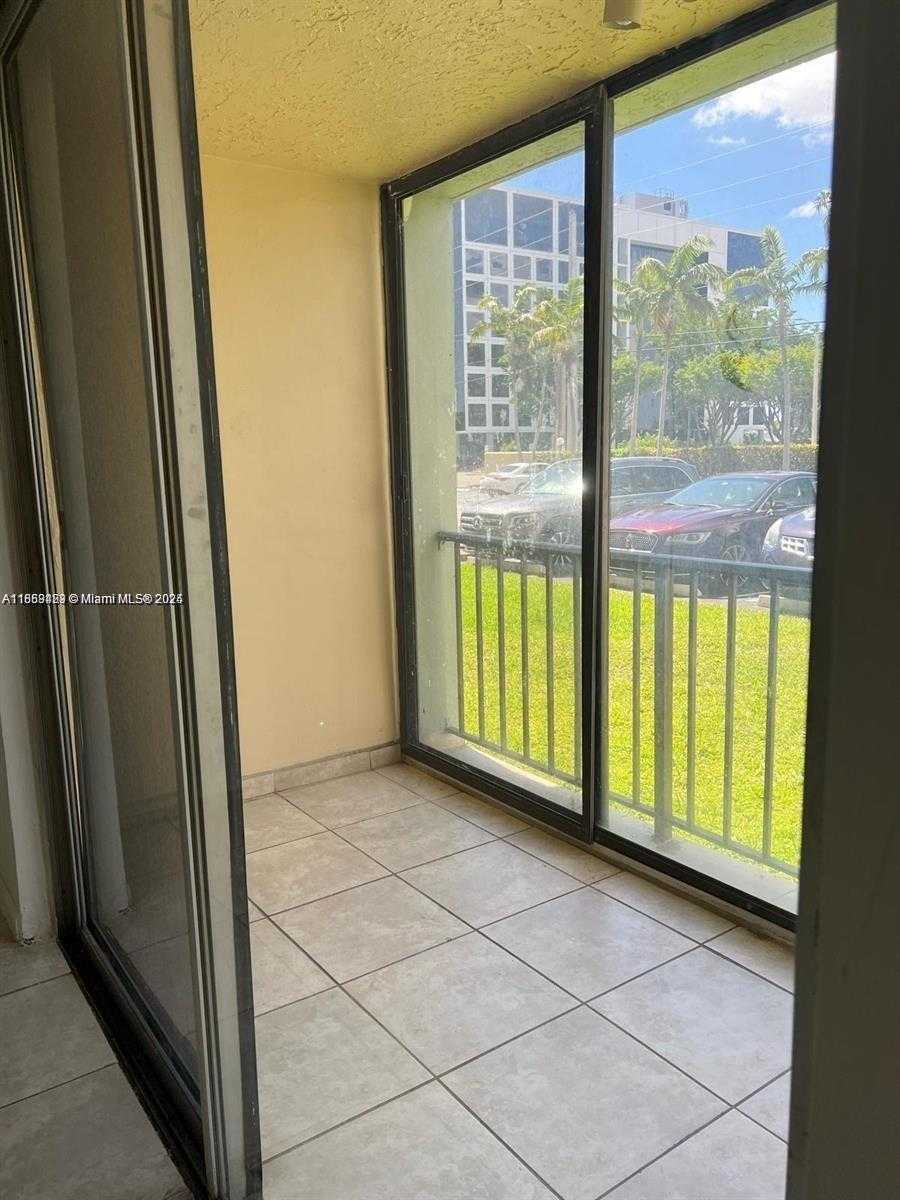 Small Image of 5055 NORTH WEST 7TH ST #103, Miami Number 5