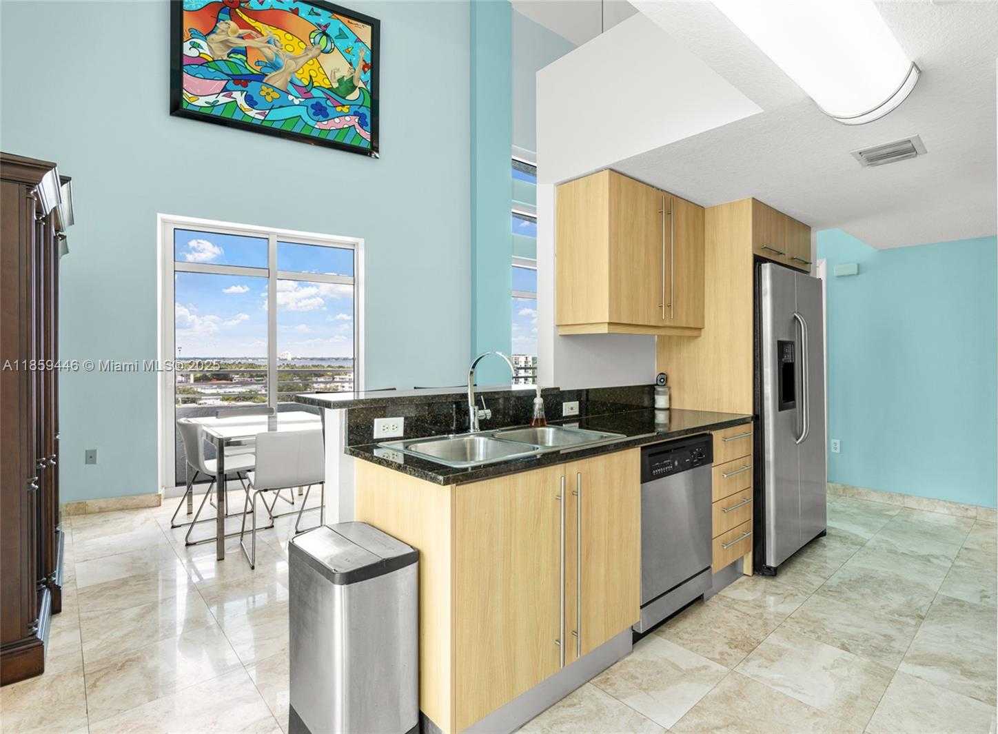 Small Image of 7600 COLLINS AVE #1208, Miami Beach Number 16