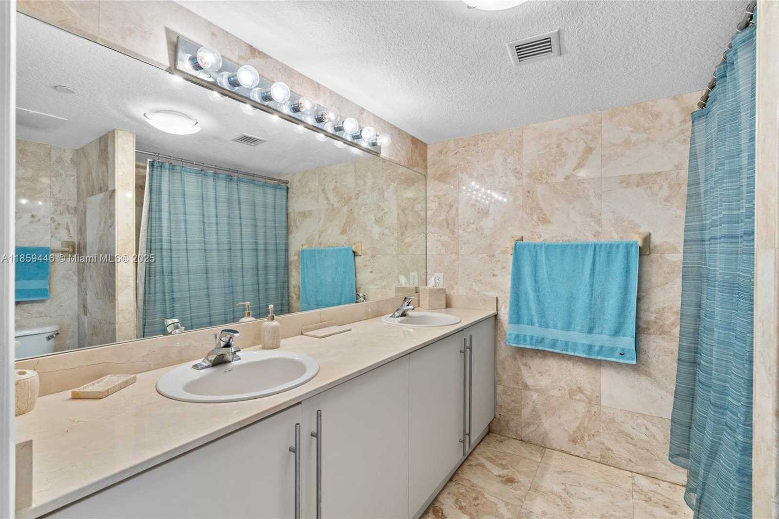 Small Image of 7600 COLLINS AVE #1208, Miami Beach Number 27