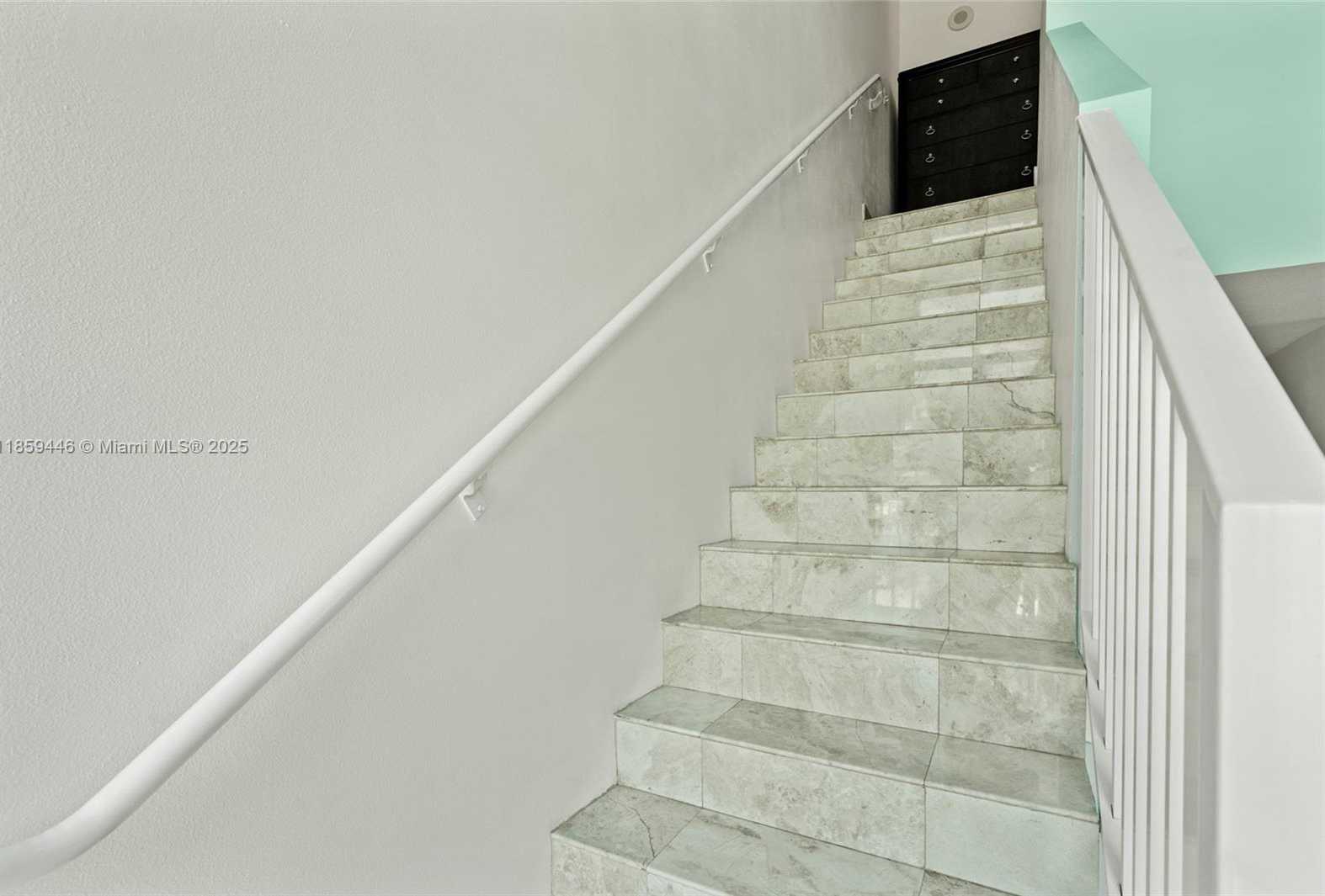Small Image of 7600 COLLINS AVE #1208, Miami Beach Number 34