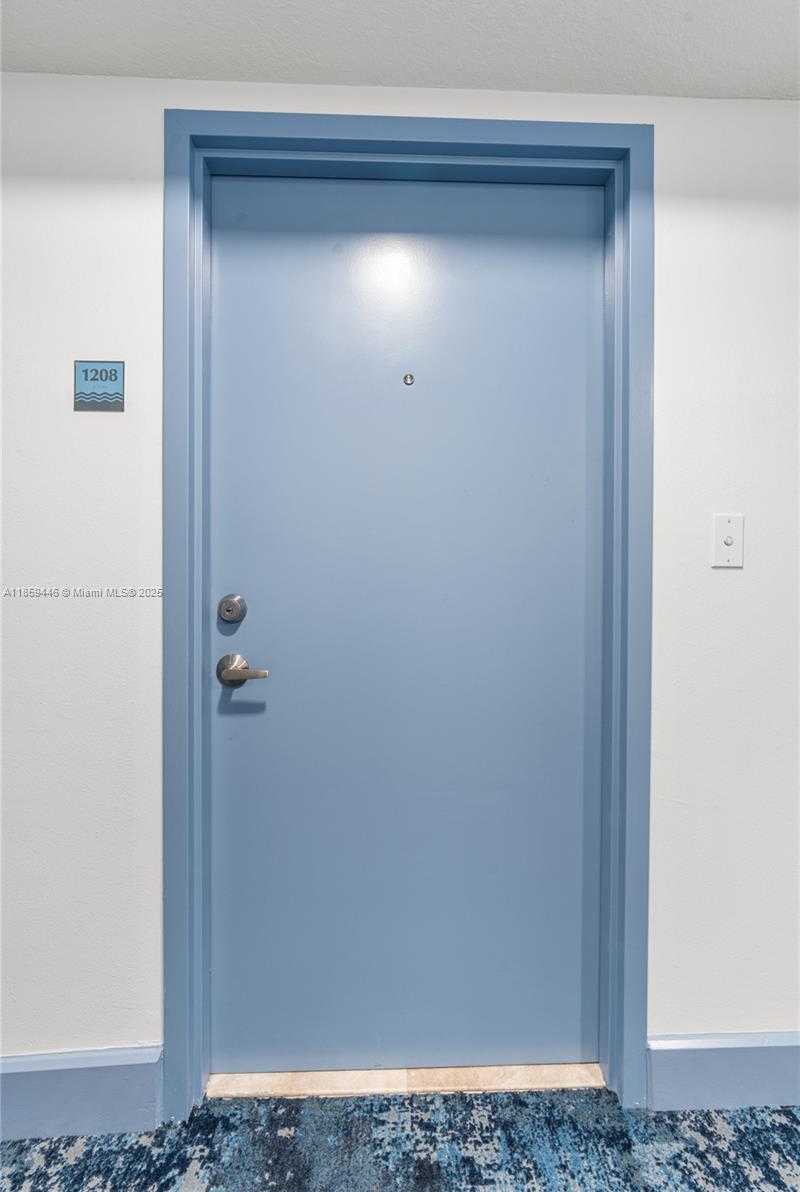 Small Image of 7600 COLLINS AVE #1208, Miami Beach Number 39