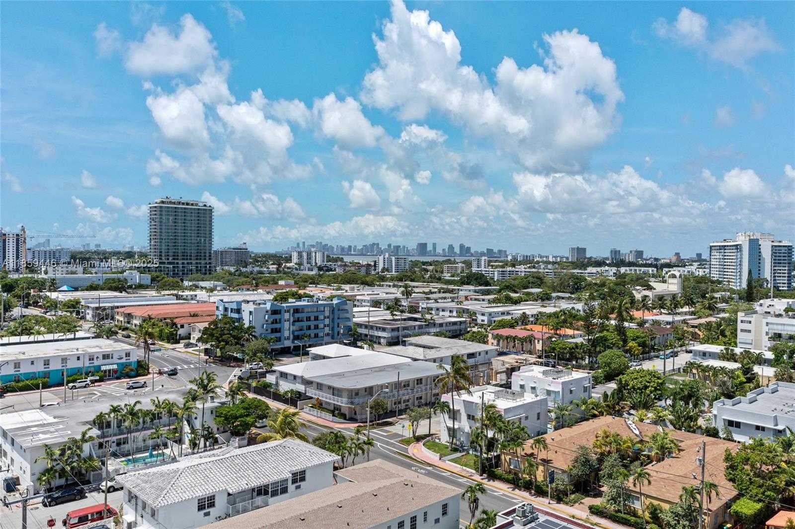 Small Image of 7600 COLLINS AVE #1208, Miami Beach Number 40