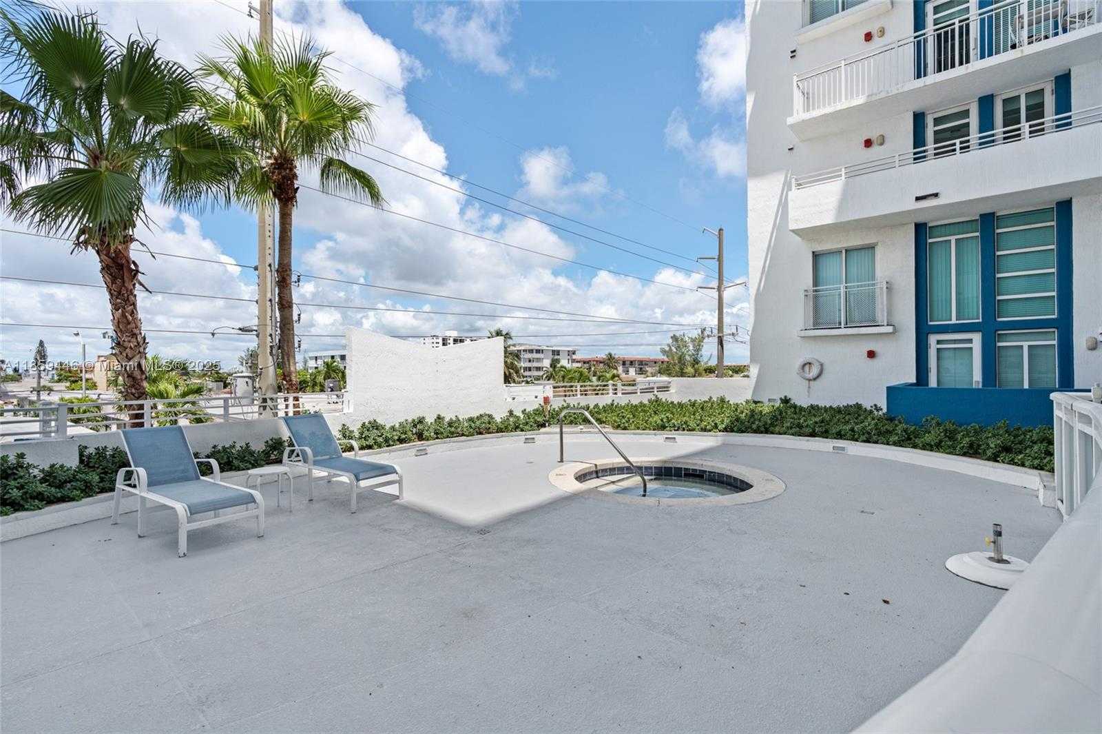 Small Image of 7600 COLLINS AVE #1208, Miami Beach Number 44