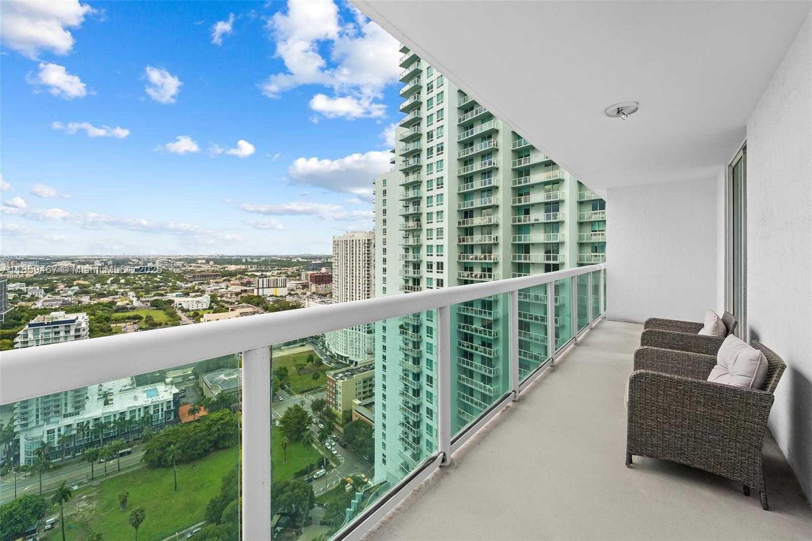 Small Image of 1800 NORTH BAYSHORE DR #3704, Miami Number 18