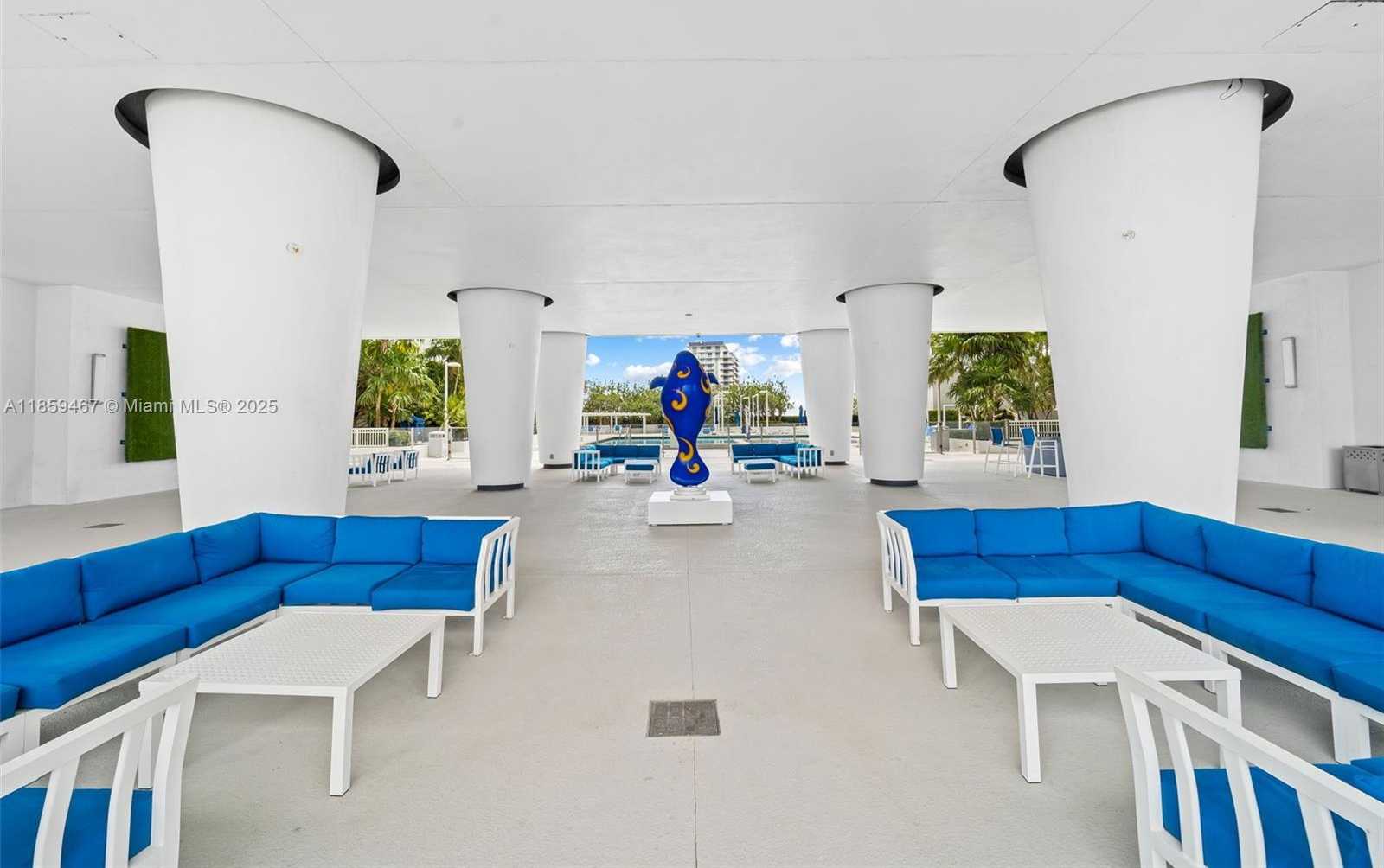 Small Image of 1800 NORTH BAYSHORE DR #3704, Miami Number 21