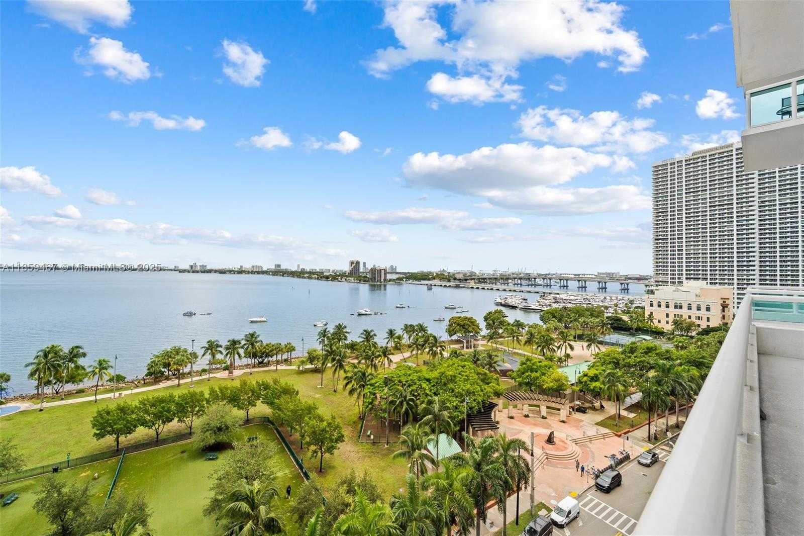 Small Image of 1800 NORTH BAYSHORE DR #3704, Miami Number 28