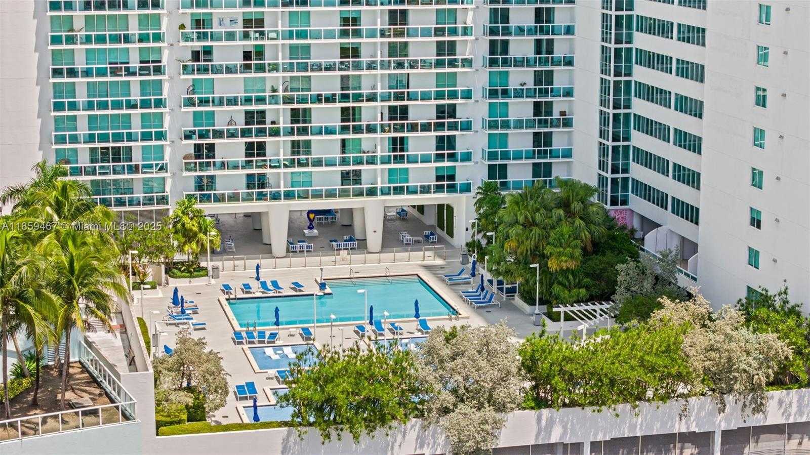 Small Image of 1800 NORTH BAYSHORE DR #3704, Miami Number 3