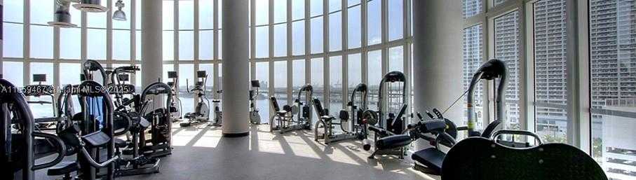 Small Image of 1800 NORTH BAYSHORE DR #3704, Miami Number 38