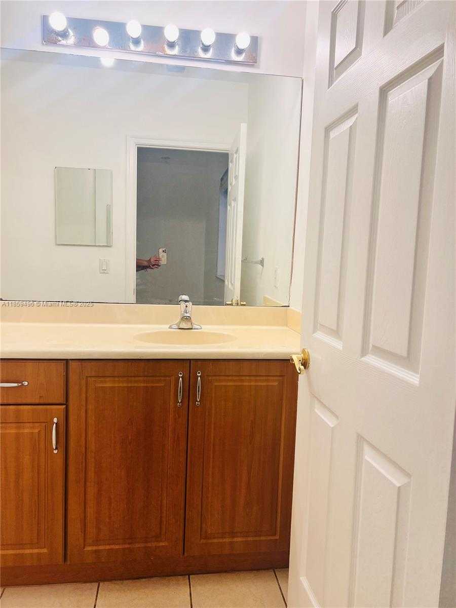 Small Image of 8252 SW 25th Ct, Miramar, FL 33025, USA Number 11