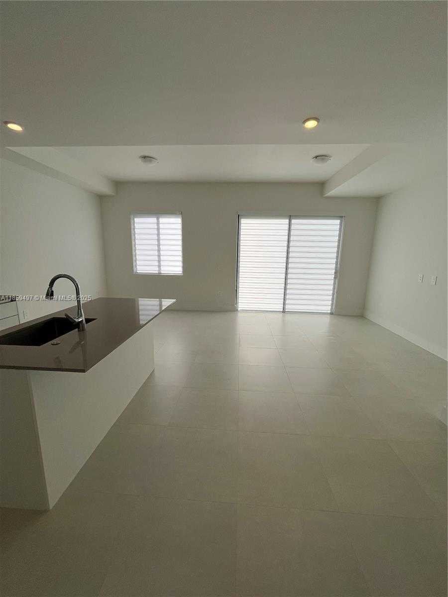 Small Image of 34515 SOUTH WEST 191ST CT #., Miami Number 4