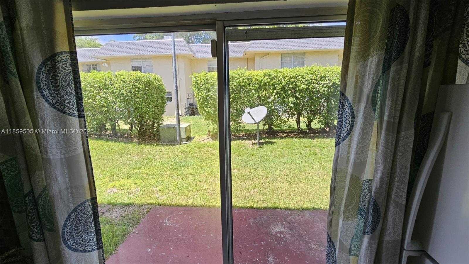 Small Image of 7501 KIMBERLY BLVD #104, North Lauderdale Number 11