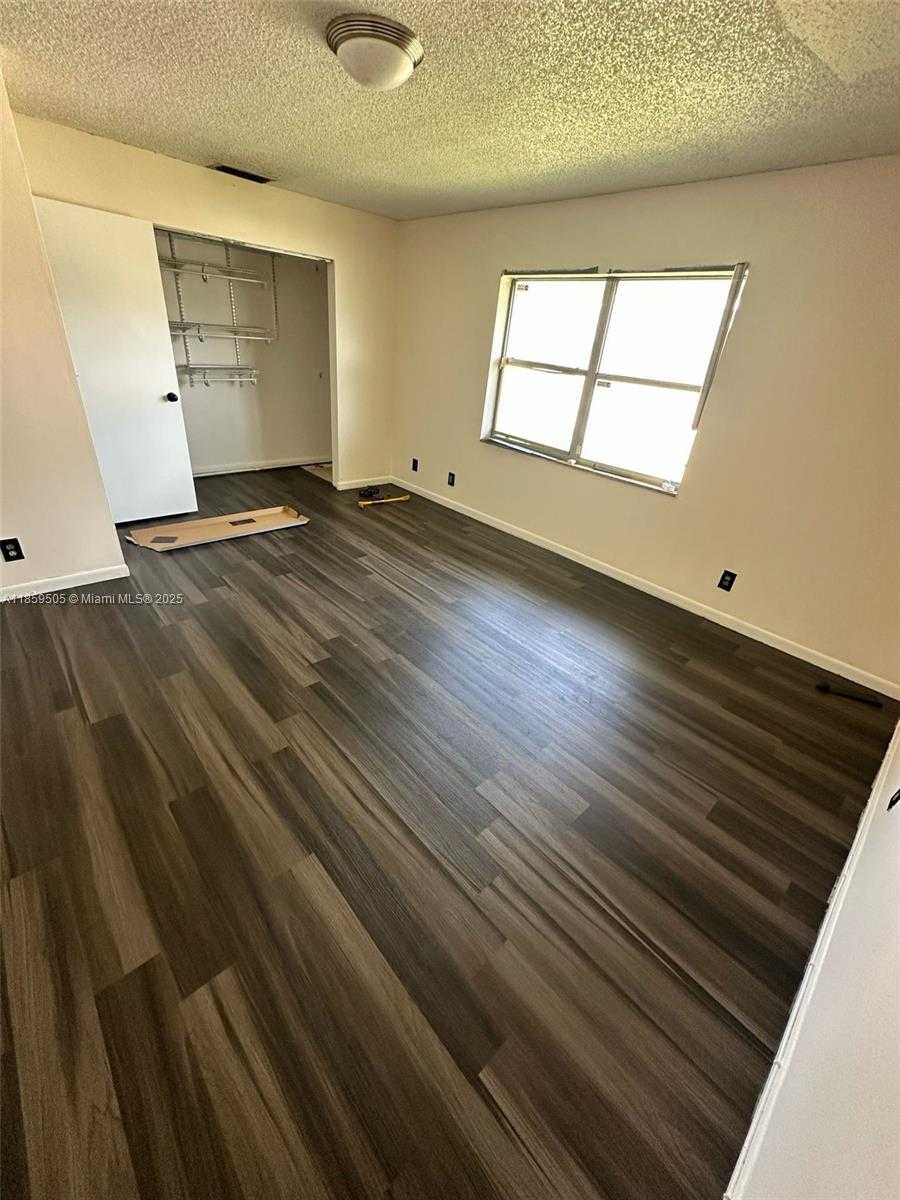 Small Image of 7501 KIMBERLY BLVD #104, North Lauderdale Number 15