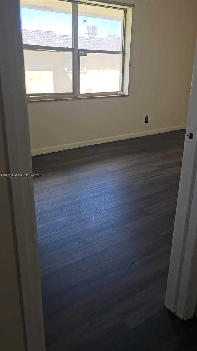 Small Image of 7501 KIMBERLY BLVD #104, North Lauderdale Number 18