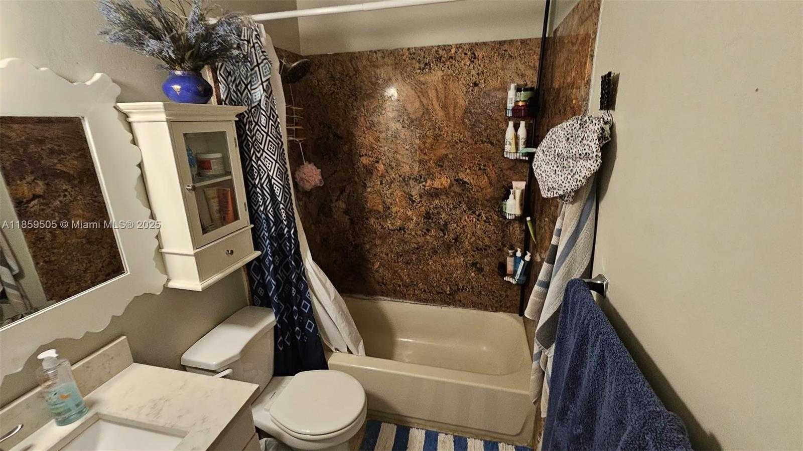 Small Image of 7501 KIMBERLY BLVD #104, North Lauderdale Number 21
