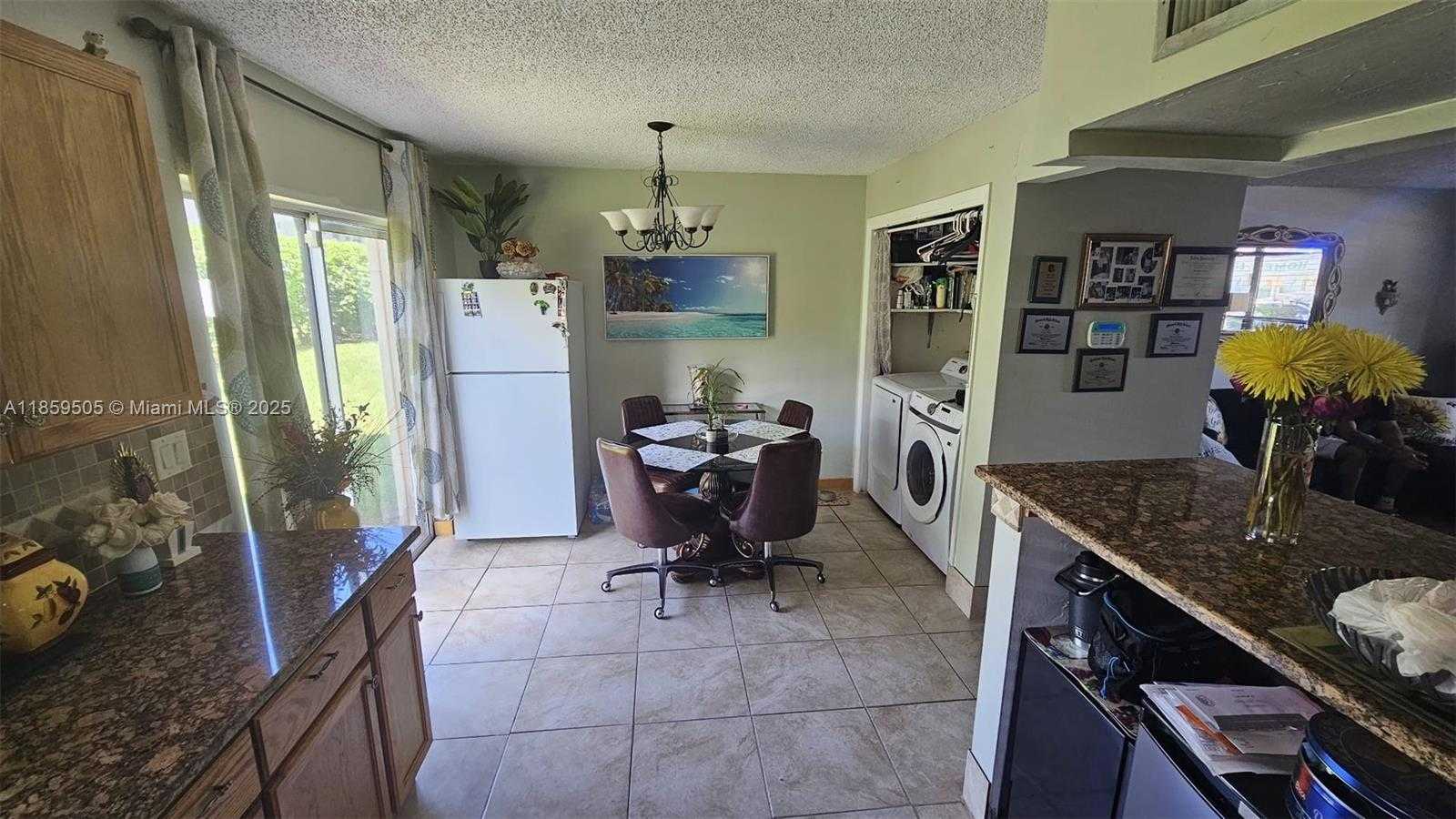 Small Image of 7501 KIMBERLY BLVD #104, North Lauderdale Number 4