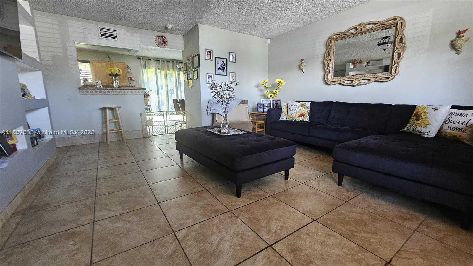 Small Image of 7501 KIMBERLY BLVD #104, North Lauderdale Number 6
