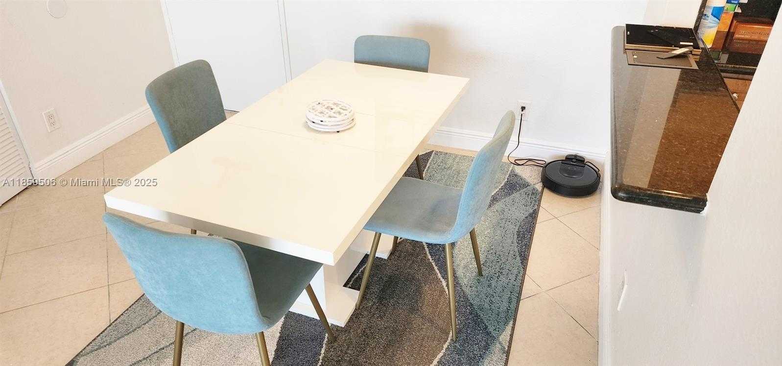Small Image of 5600 COLLINS AVE #17W, Miami Beach Number 25