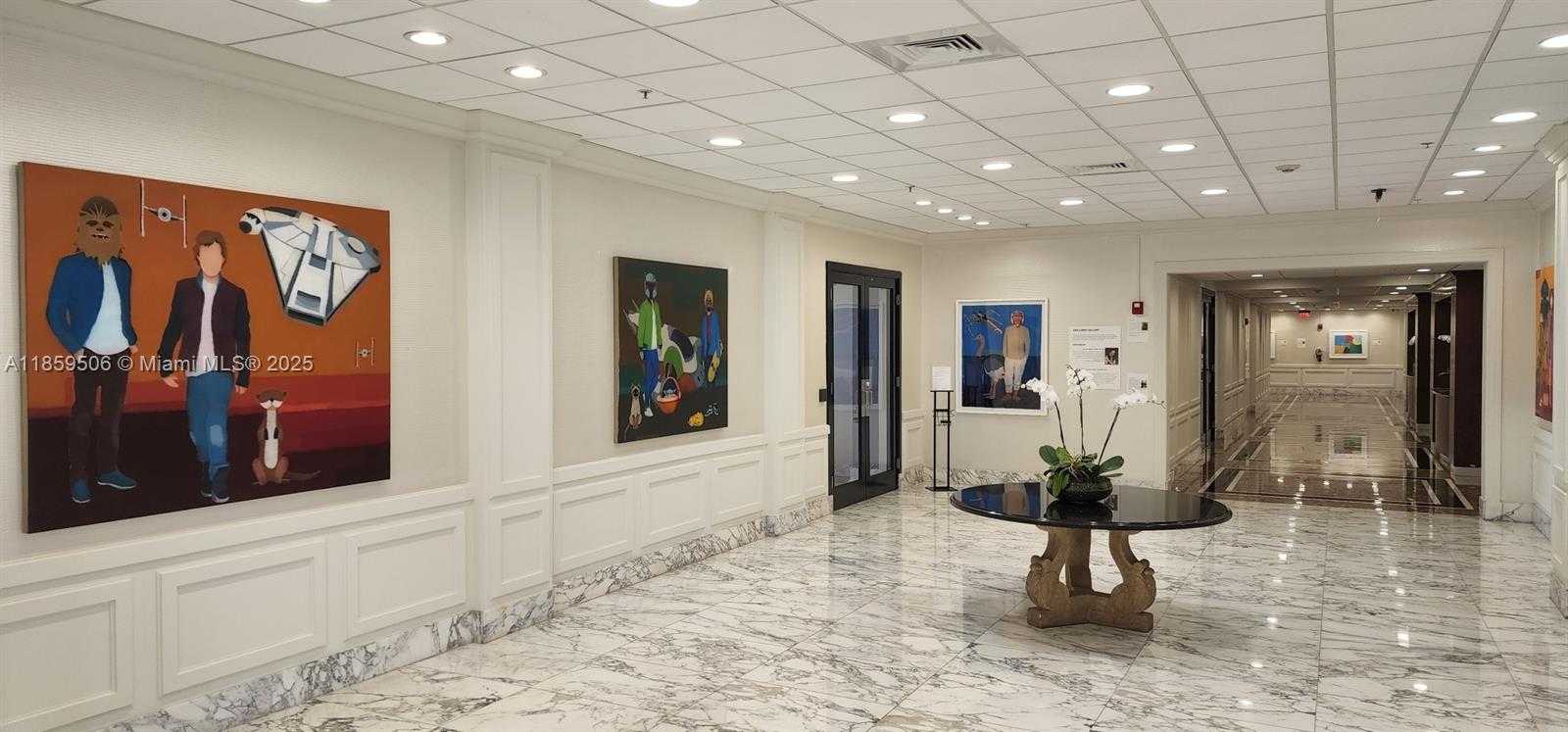 Small Image of 5600 COLLINS AVE #17W, Miami Beach Number 9