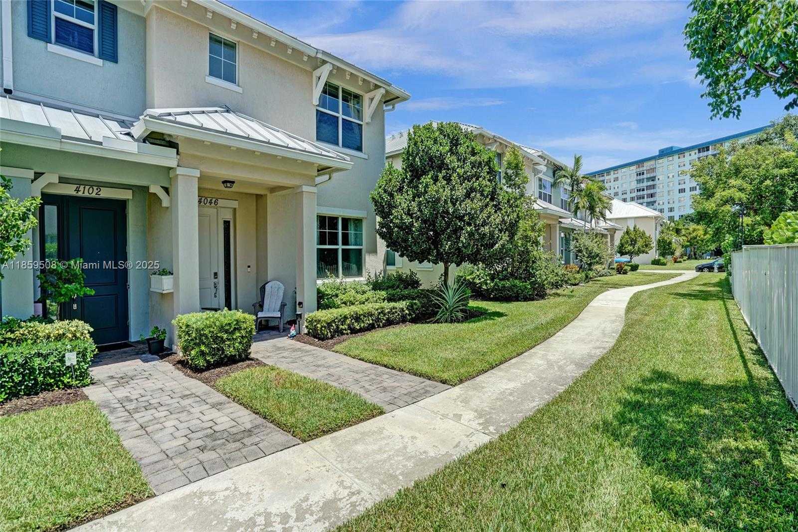 Small Image of 4046 LONG LEAF LN, Hollywood Number 28