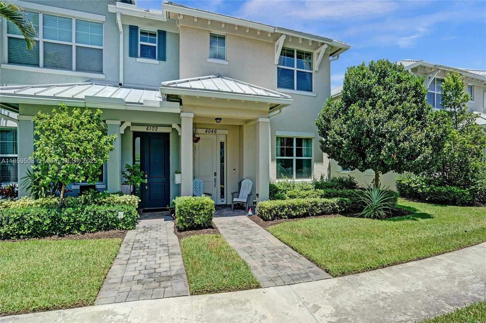 Small Image of 4046 LONG LEAF LN, Hollywood Number 29