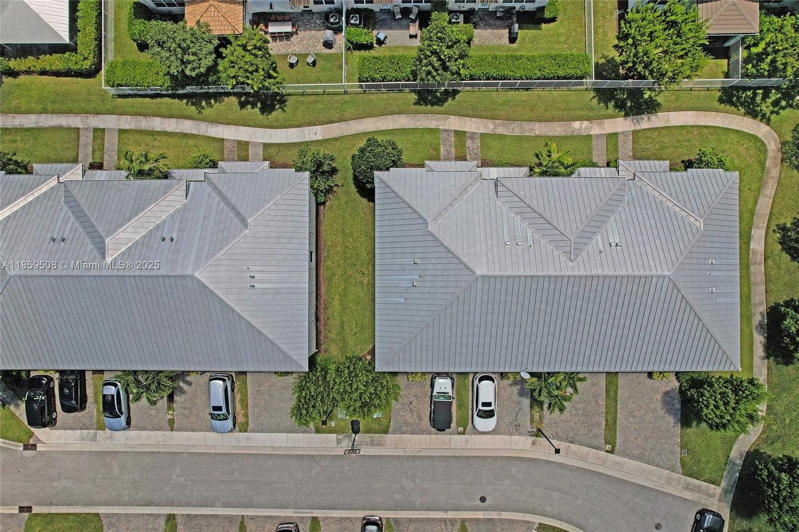 Small Image of 4046 LONG LEAF LN, Hollywood Number 4