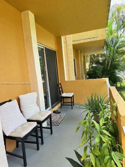 Small Image of 17901 NORTH WEST 68TH AVE #R101, Hialeah Number 15