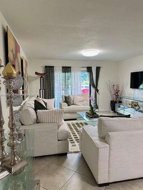 Small Image of 17901 NORTH WEST 68TH AVE #R101, Hialeah Number 2