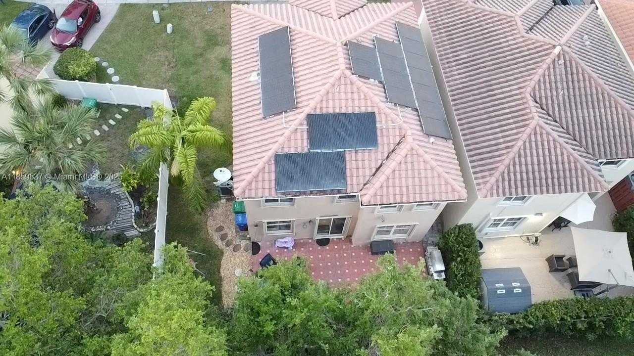 Imagen de Pequeño Objeto