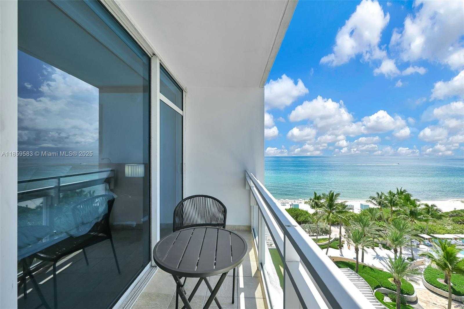 Small Image of 6801 COLLINS AVE #811 (door 810), Miami Beach Number 17