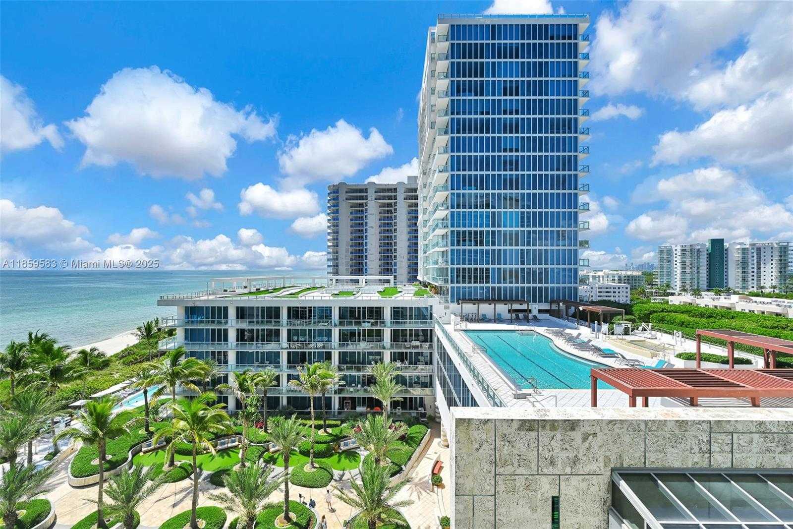 Small Image of 6801 COLLINS AVE #811 (door 810), Miami Beach Number 27
