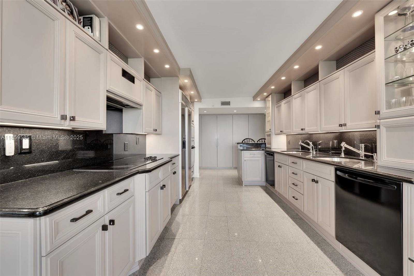 Small Image of 9 ISLAND AVE #614, Miami Beach Number 14
