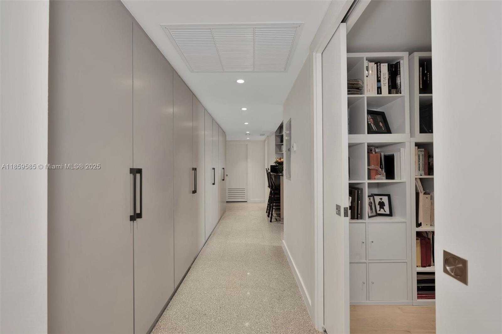 Small Image of 9 ISLAND AVE #614, Miami Beach Number 18