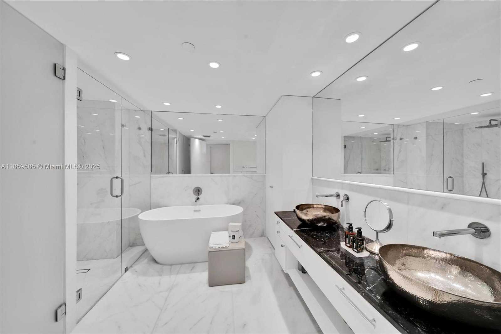 Small Image of 9 ISLAND AVE #614, Miami Beach Number 25