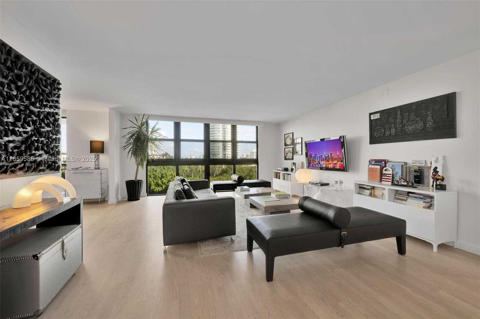 Small Image of 9 ISLAND AVE #614, Miami Beach Number 8