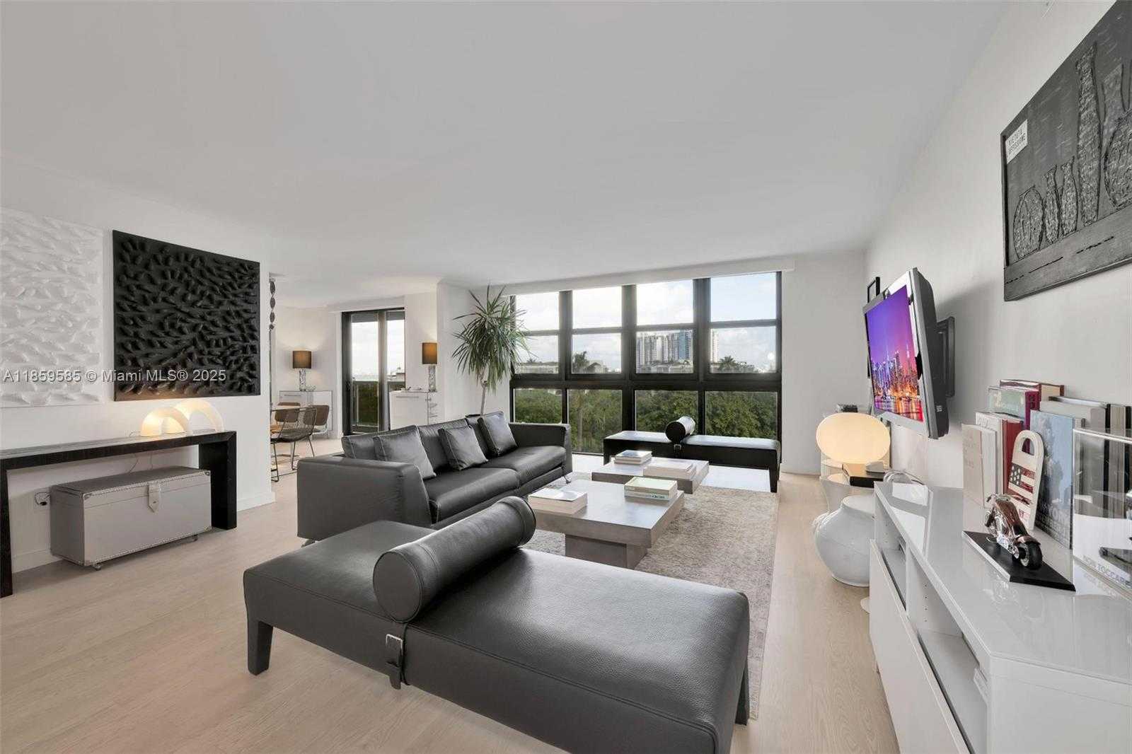 Small Image of 9 ISLAND AVE #614, Miami Beach Number 9
