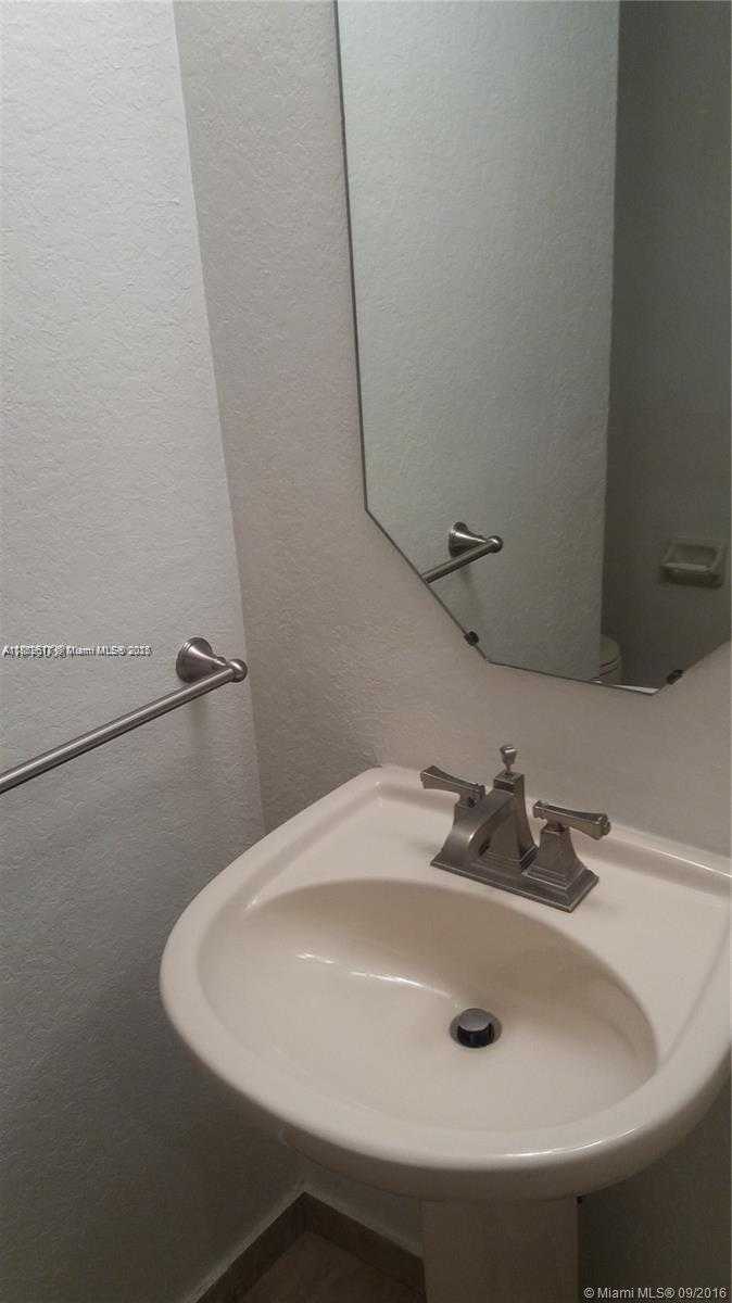 Small Image of 7951 NORTH WEST 107TH CT, Doral Number 12
