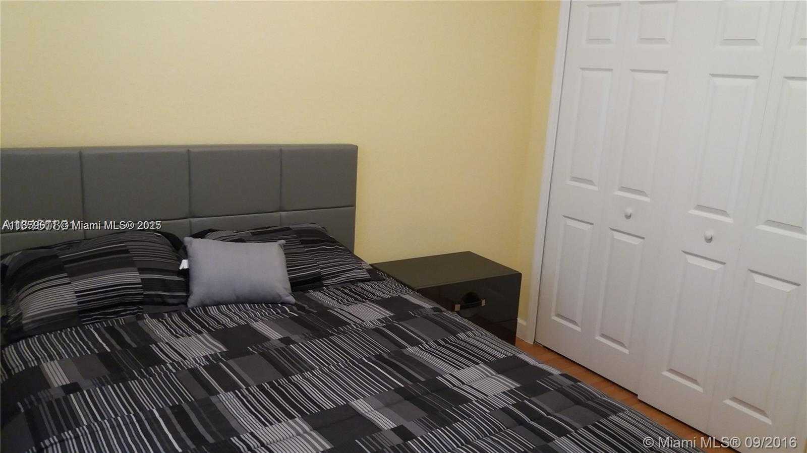 Small Image of 7951 NORTH WEST 107TH CT, Doral Number 19