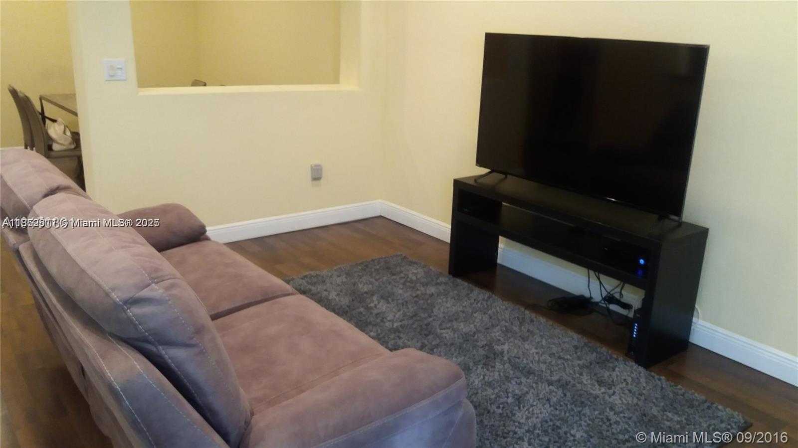 Small Image of 7951 NORTH WEST 107TH CT, Doral Number 22