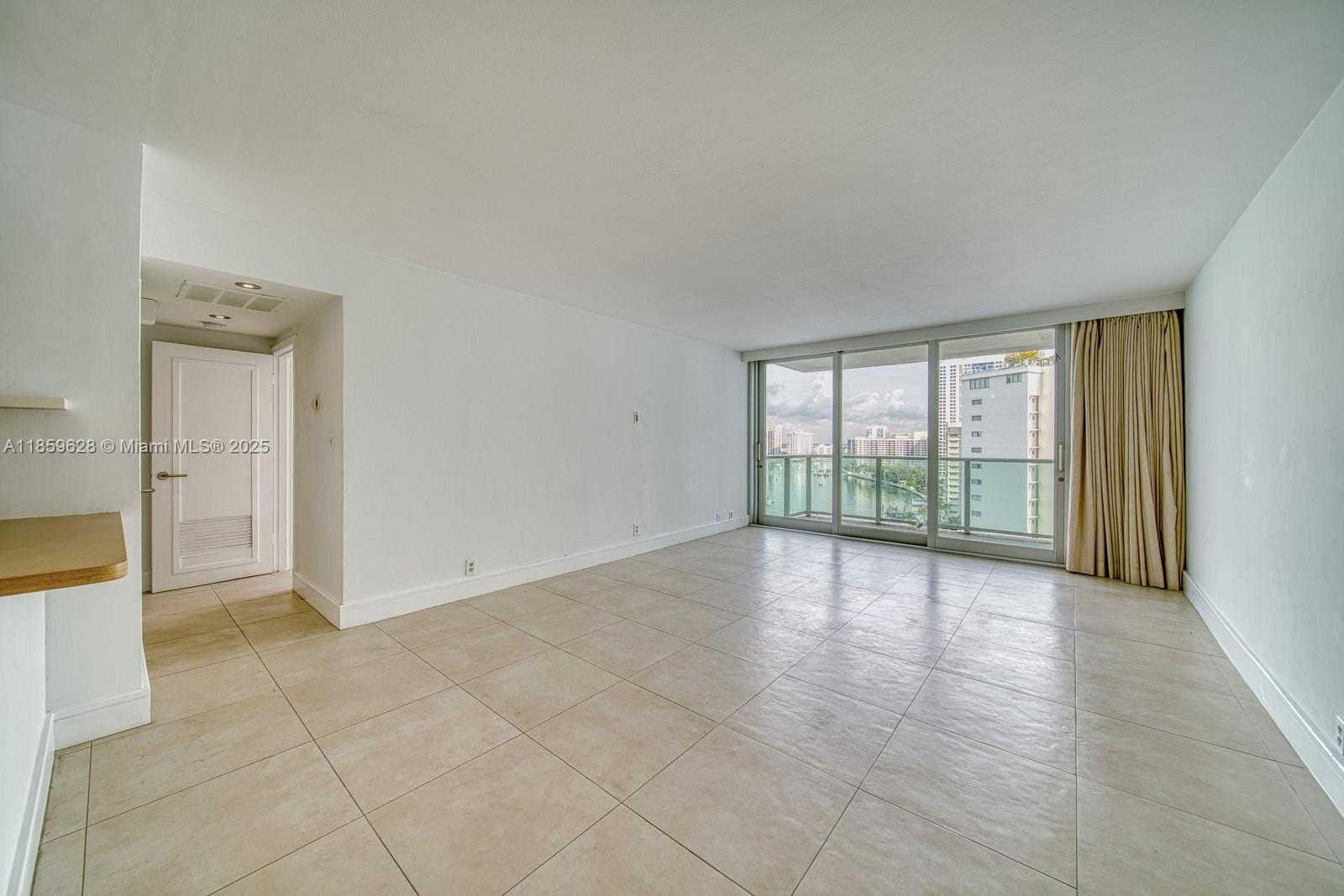 Small Image of 1000 WEST AVE #1423, Miami Beach Number 13