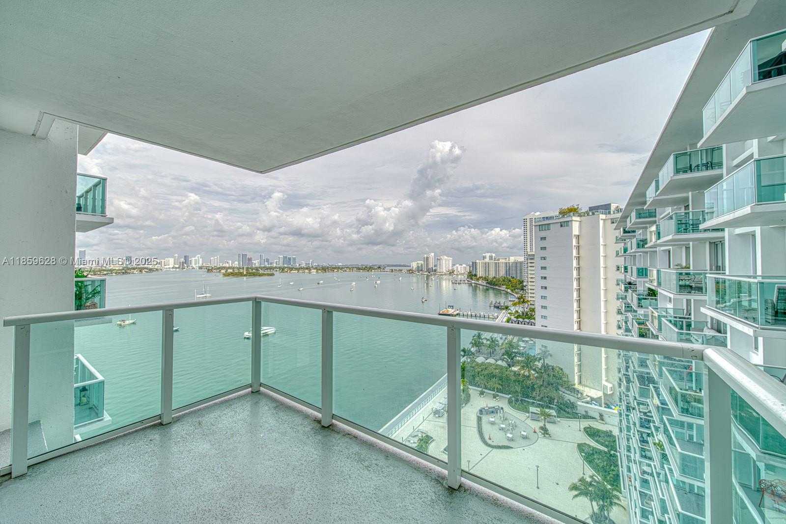 Small Image of 1000 WEST AVE #1423, Miami Beach Number 4