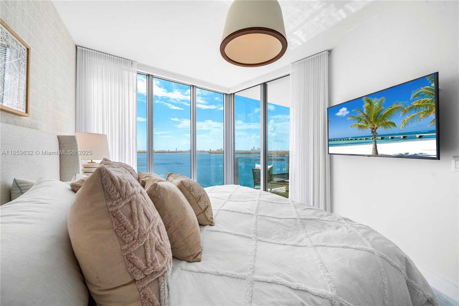 Small Image of 2900 NORTH EAST 7TH AVENUE #2303, Miami Number 10