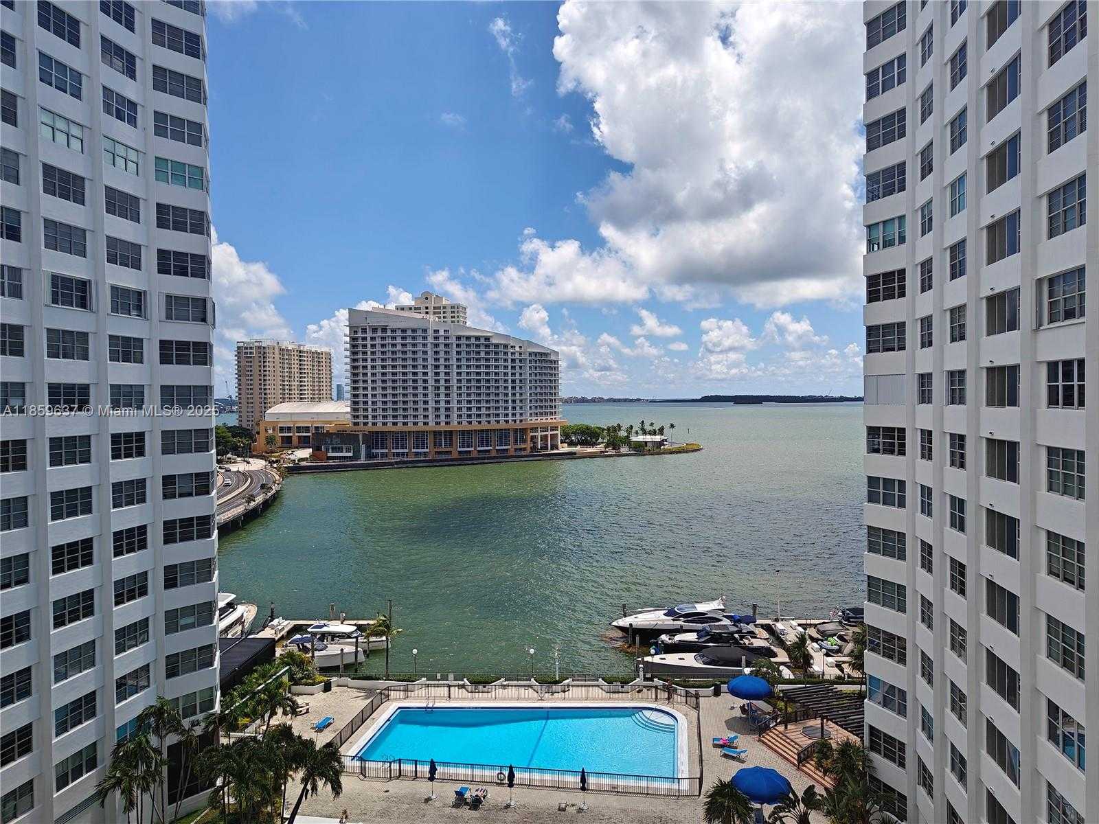 Small Image of 825 BRICKELL BAY DR #1042, Miami Number 10