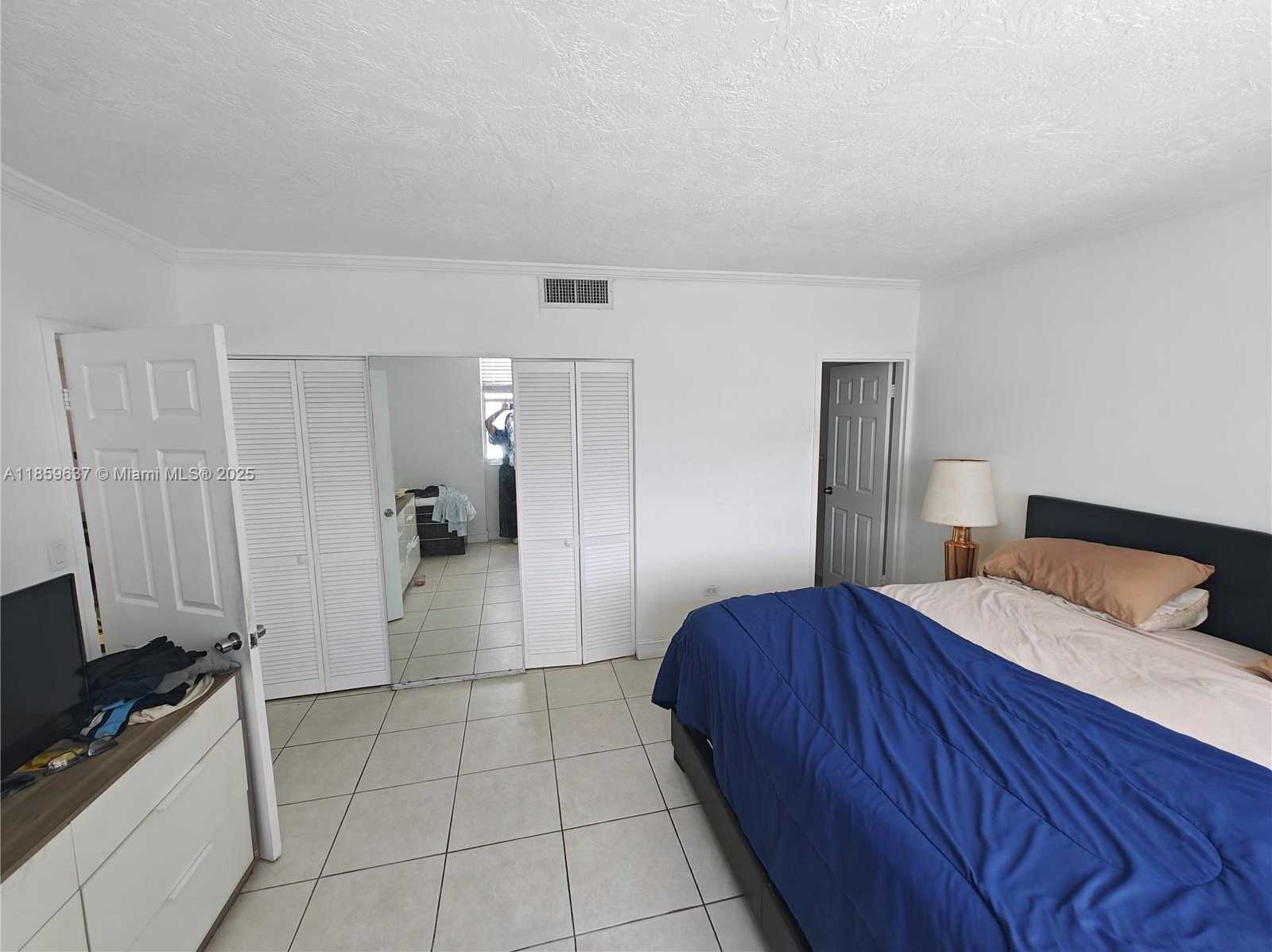 Small Image of 825 BRICKELL BAY DR #1042, Miami Number 13