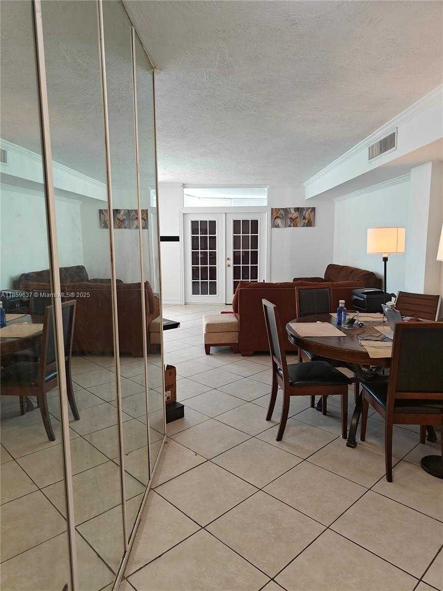 Small Image of 825 BRICKELL BAY DR #1042, Miami Number 7